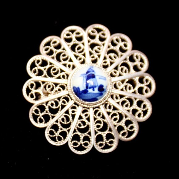 Vintage 925 Silver Delft Unsigned Porcelain Windmill Filigree Brooch Pin - Picture 1 of 8